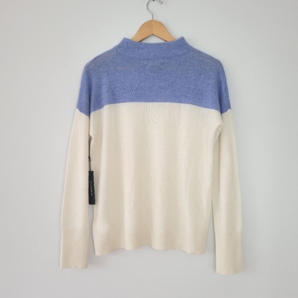 TAHARI 100% CASHMERE 2 ply Pure Luxe Color Block Long Sleeve Mock Neck Sweater - Picture 2 of 9